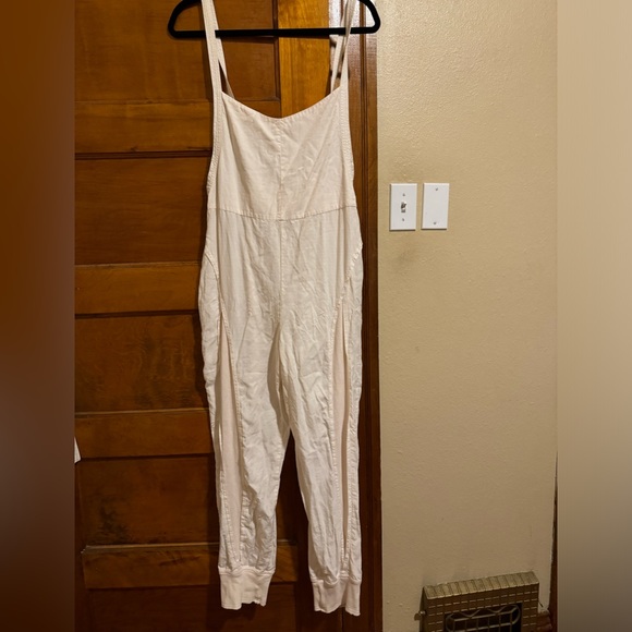 Free People Movement Split Rock Jumpsuit One Piece Cream size small - Picture 7 of 9